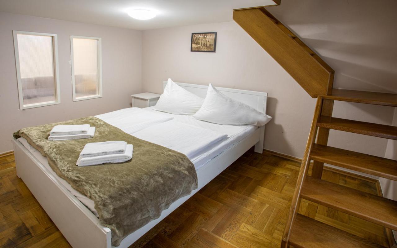 Michalska Apartment プラハ エクステリア 写真