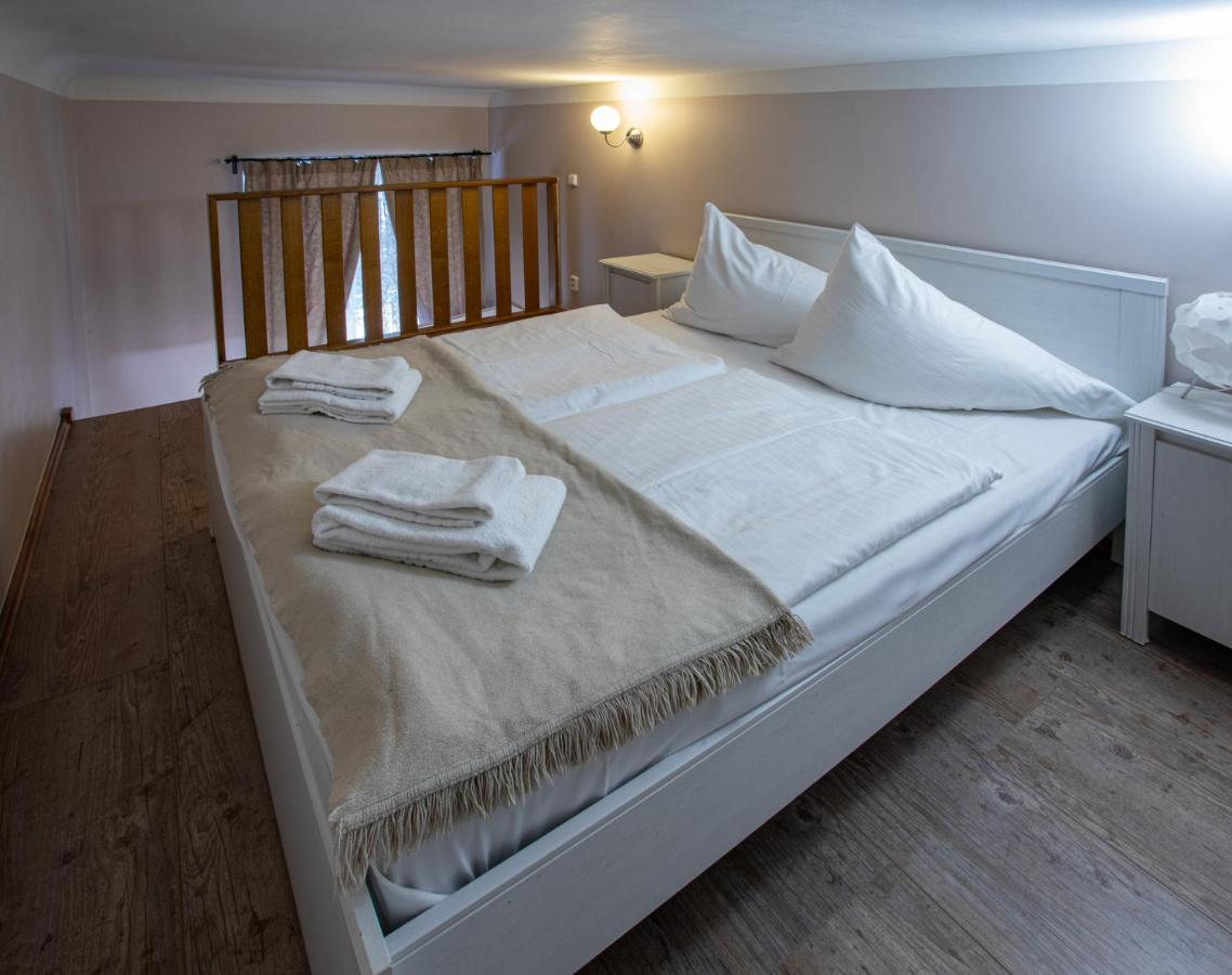 Michalska Apartment プラハ エクステリア 写真