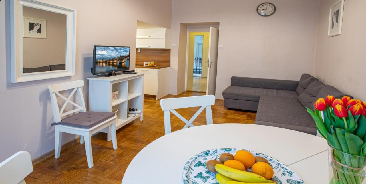 Michalska Apartment プラハ エクステリア 写真